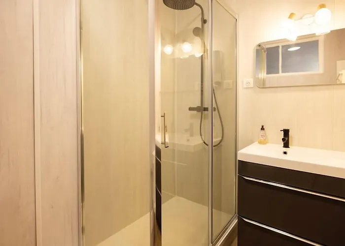 L'urbain B - Equipe - Centre-ville Gare Apartamento Montluçon